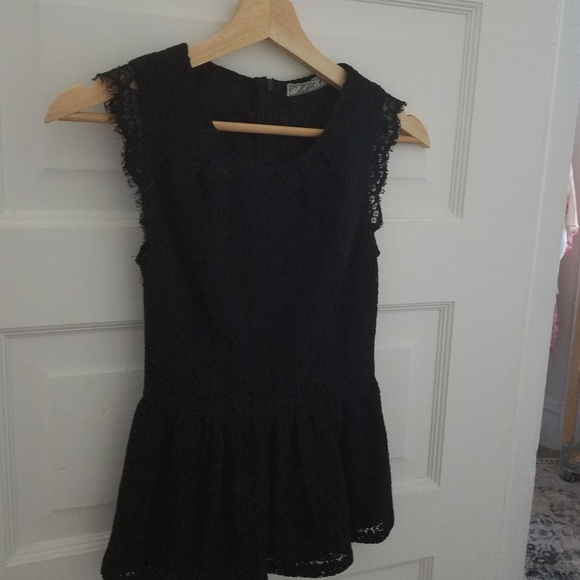 Lace Peplum Top - Picture 3 of 3